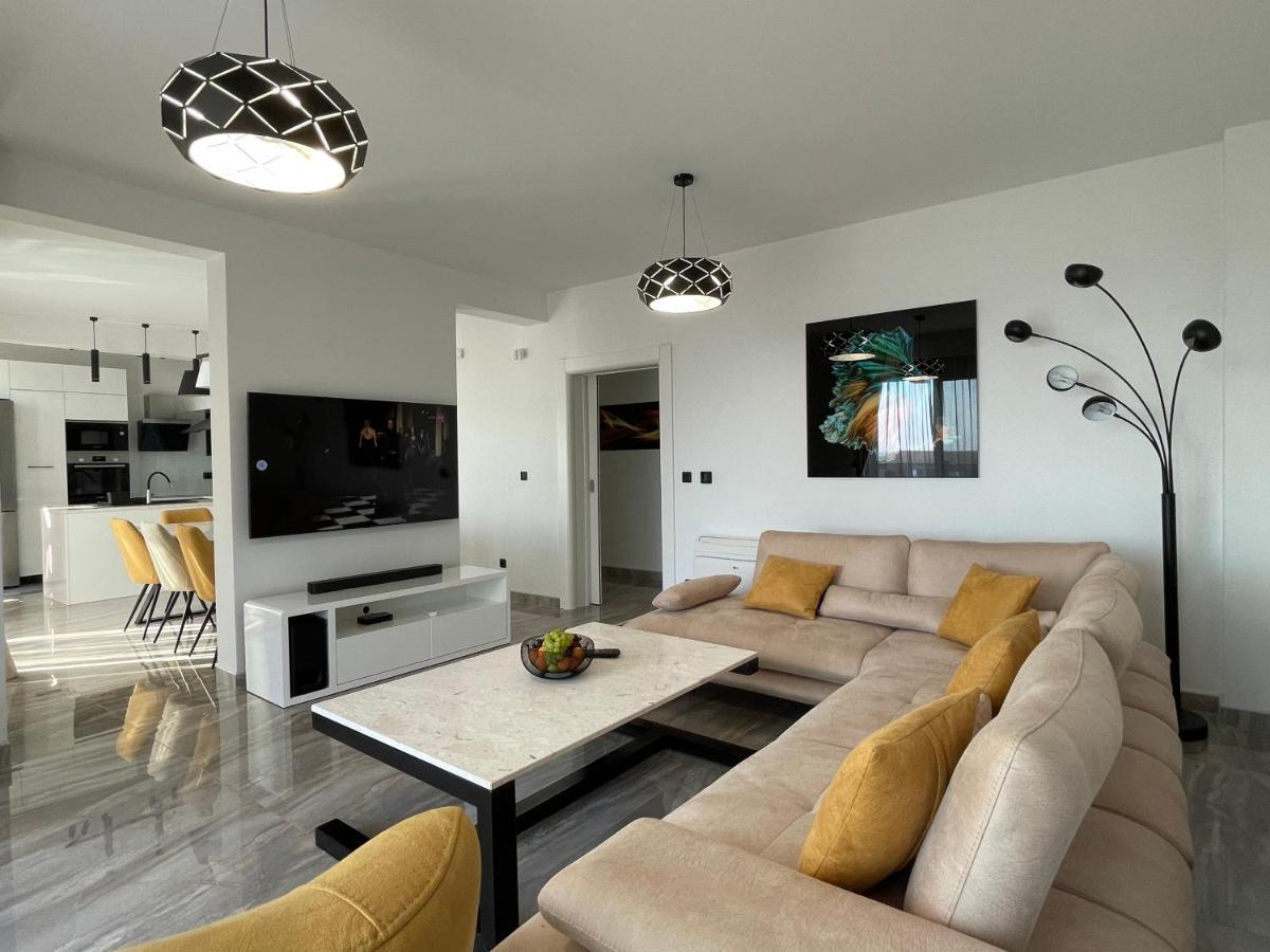 Villa Pine Bar Eksteriør billede